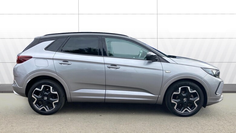 Vauxhall Grandland 1.2 Turbo Ultimate 5dr Petrol Hatchback